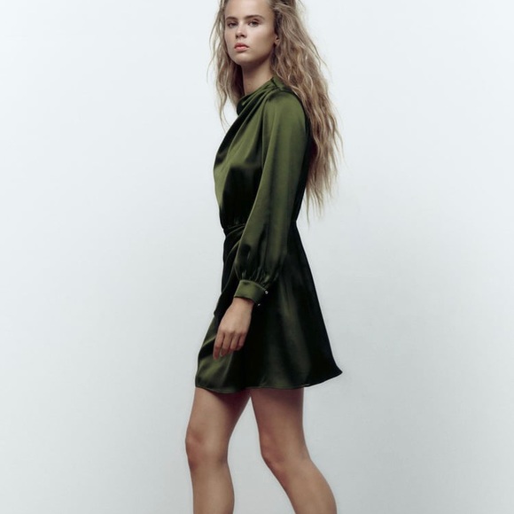 New Zara Dress - Picture 4 of 9